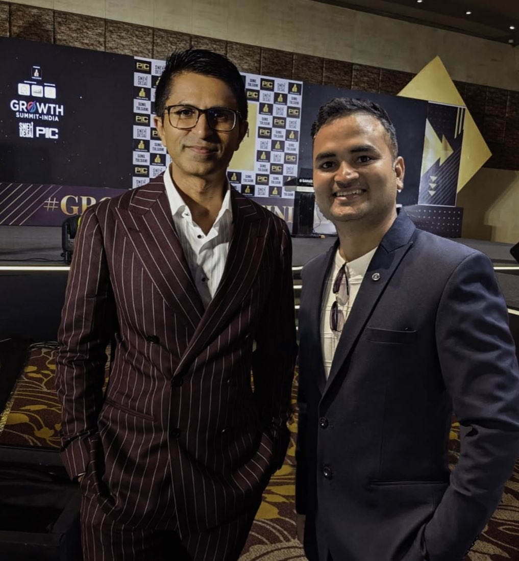 Akshay Mishra with Dev Gadhvi at Growth Summit India